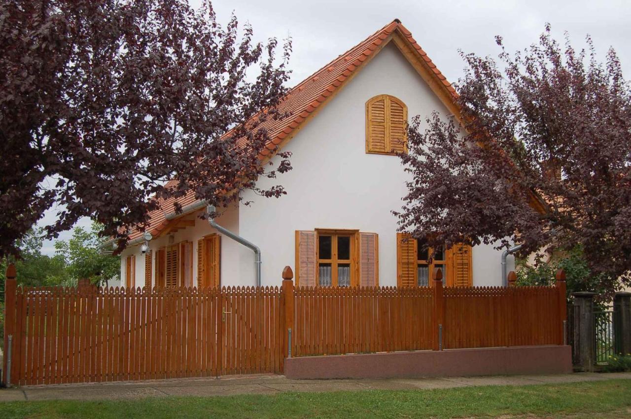 Apartment Balatonbereny 8 Balatonberény Exterior foto